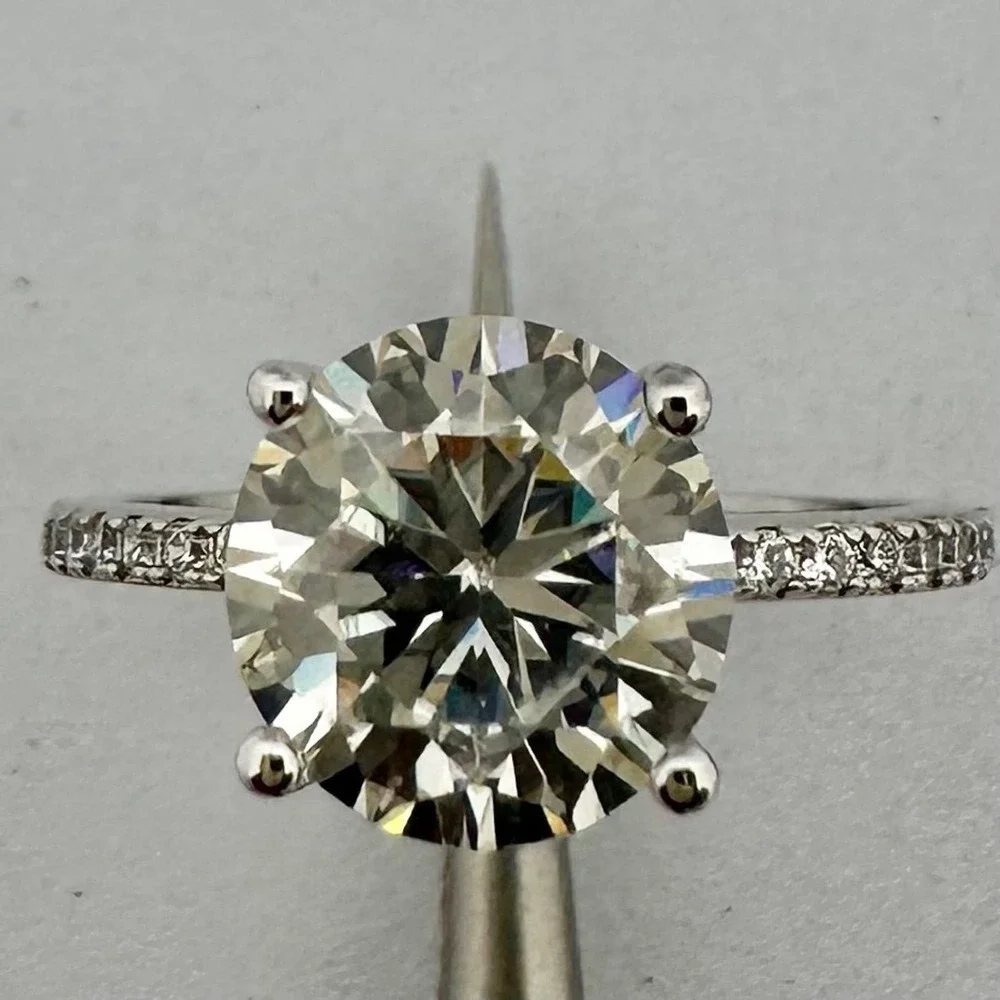 Moissanite Diamond Engagement Ring 2 Ct Brilliant 18K GRA Certified Size 6
